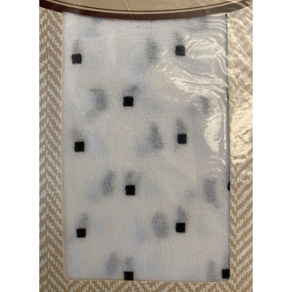 Vintage Evan-Picone City Blocks Panty Hose Medium White w/Black dots #750 - Picture 4 of 8